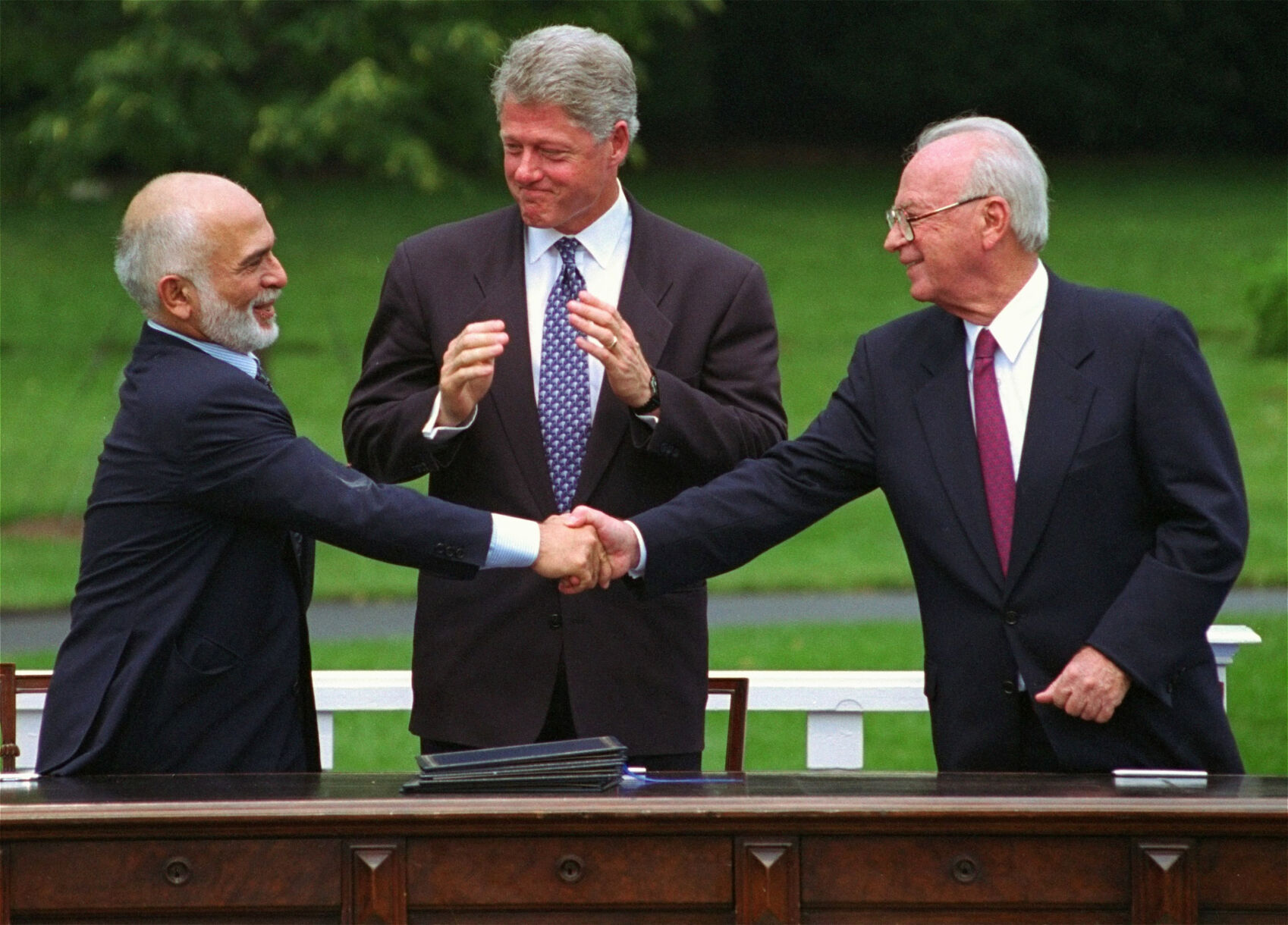 1994: Yithak Rabin and King Hussein